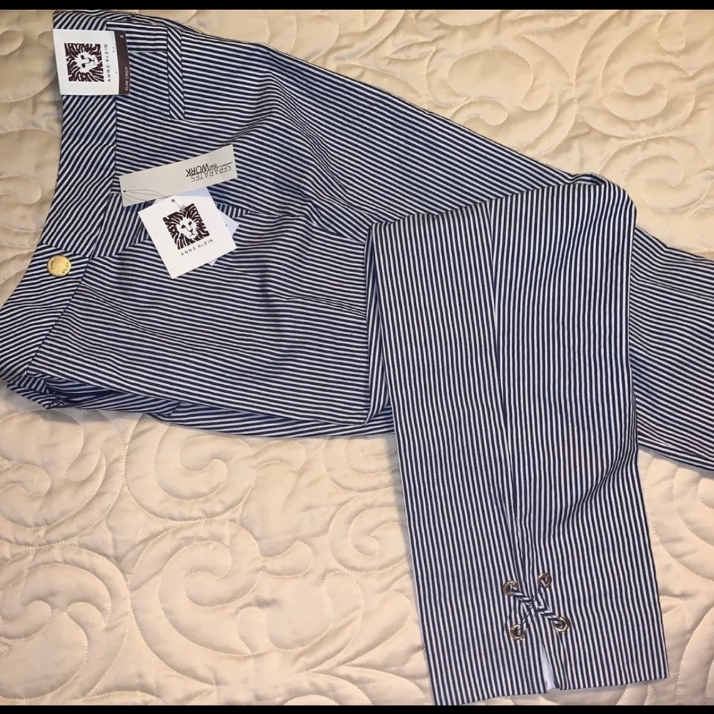 Anne Klein Crop leg pants NWT